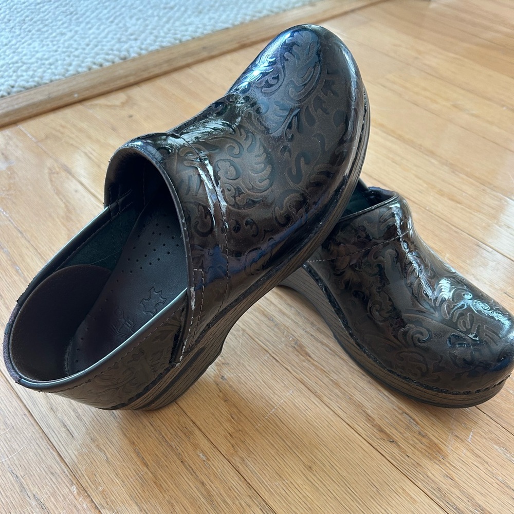 Dansko Professional Arabesque Clogs - Size 38